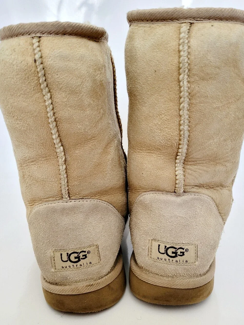 UGG Australia Classic Short II Boots Genuine Leather/Sheepskin US 9